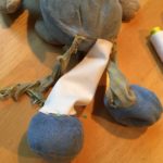 Nieuw beentje naast oud beentje.